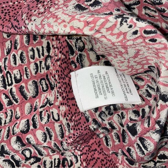 Joie M Pink 100% Silk Snake Python Alicia Tank Top SZ L two tone pink black - Picture 6 of 10